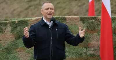Prezydent: musimy podjąć publiczną dyskusję o odpowiedzialnym dostępie do broni w Polsce